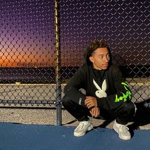 Meet your Posher, Anthony